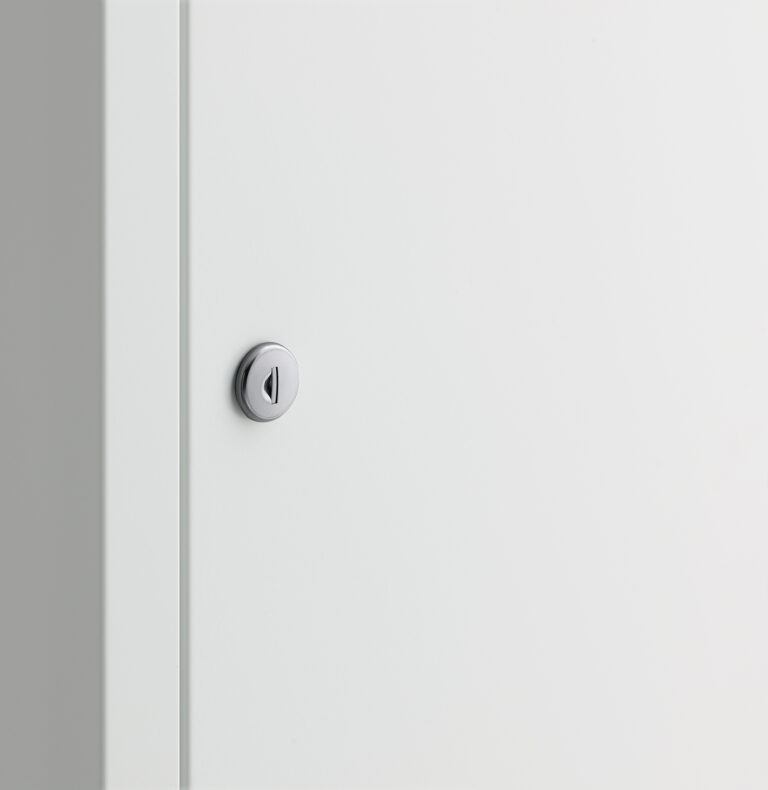 Metal Office Furniture with MAK5 Camlock